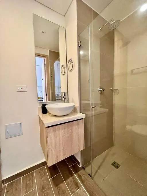 Rooftop & Pool! Beautiful Loft In Cartagena Center 0*,  Colombia